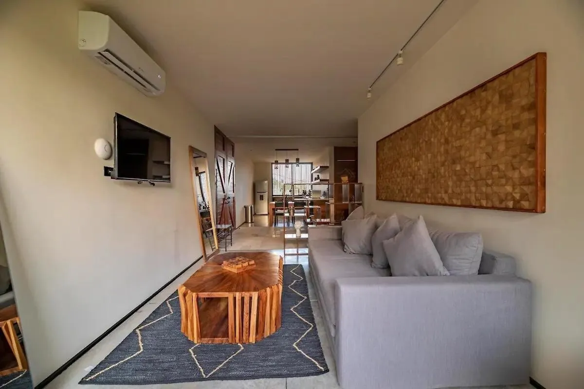 Private Rooftop With Jacuzzi Sleeps 8 In La Veleta Tulum México